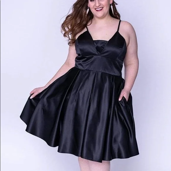 Sydney’s Closet- Simply the Best Party Dress PLUS SIZE 30 - Picture 1 of 6